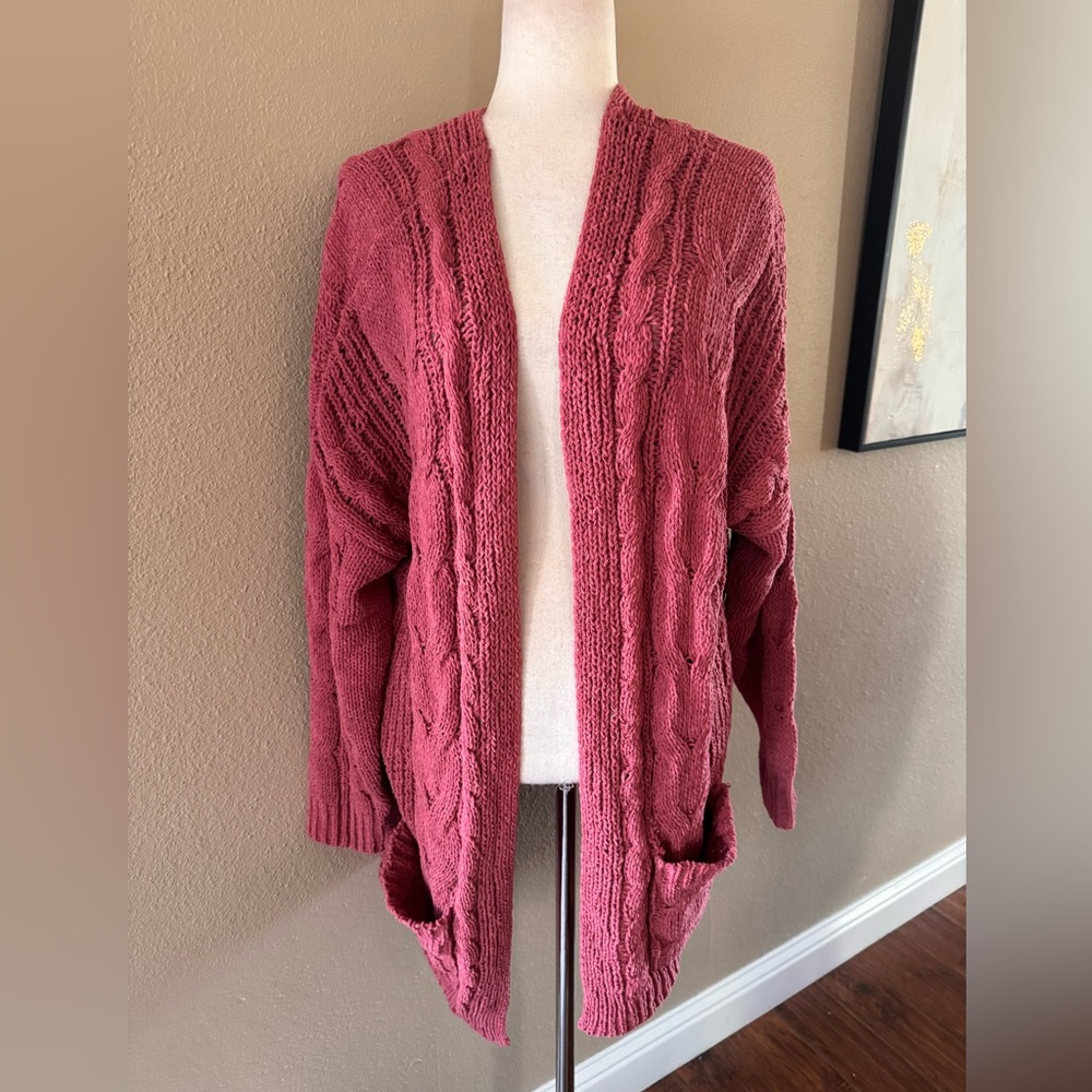 Cozy Soft Rose Pink Cable Knit Chenille Cardigan - Picture 6 of 12